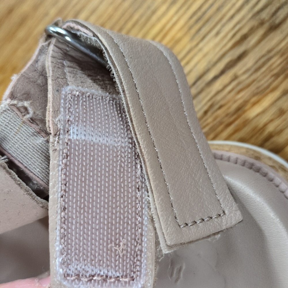 Sorel Roaming Criss Cross Sandals Mauve Leather Size 7.5 - Picture 9 of 12